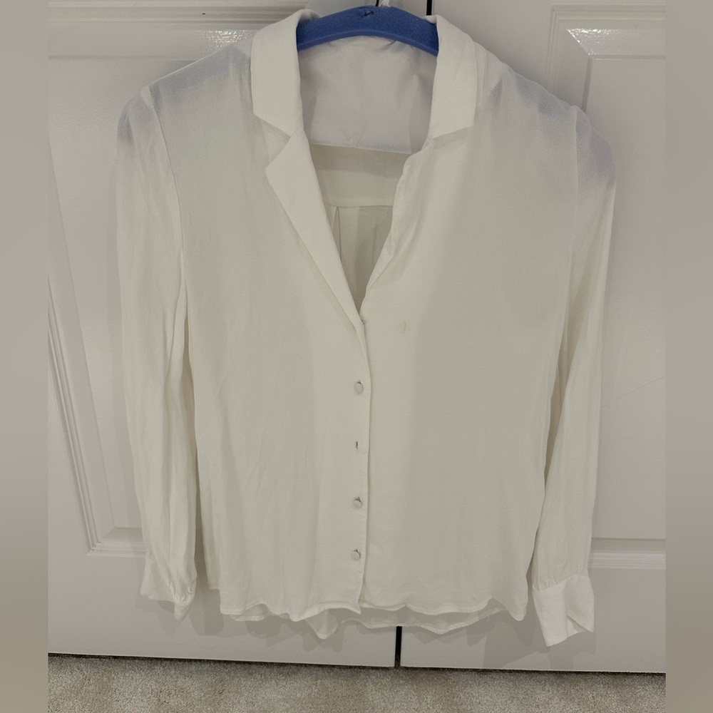 Aritizia White Blouse